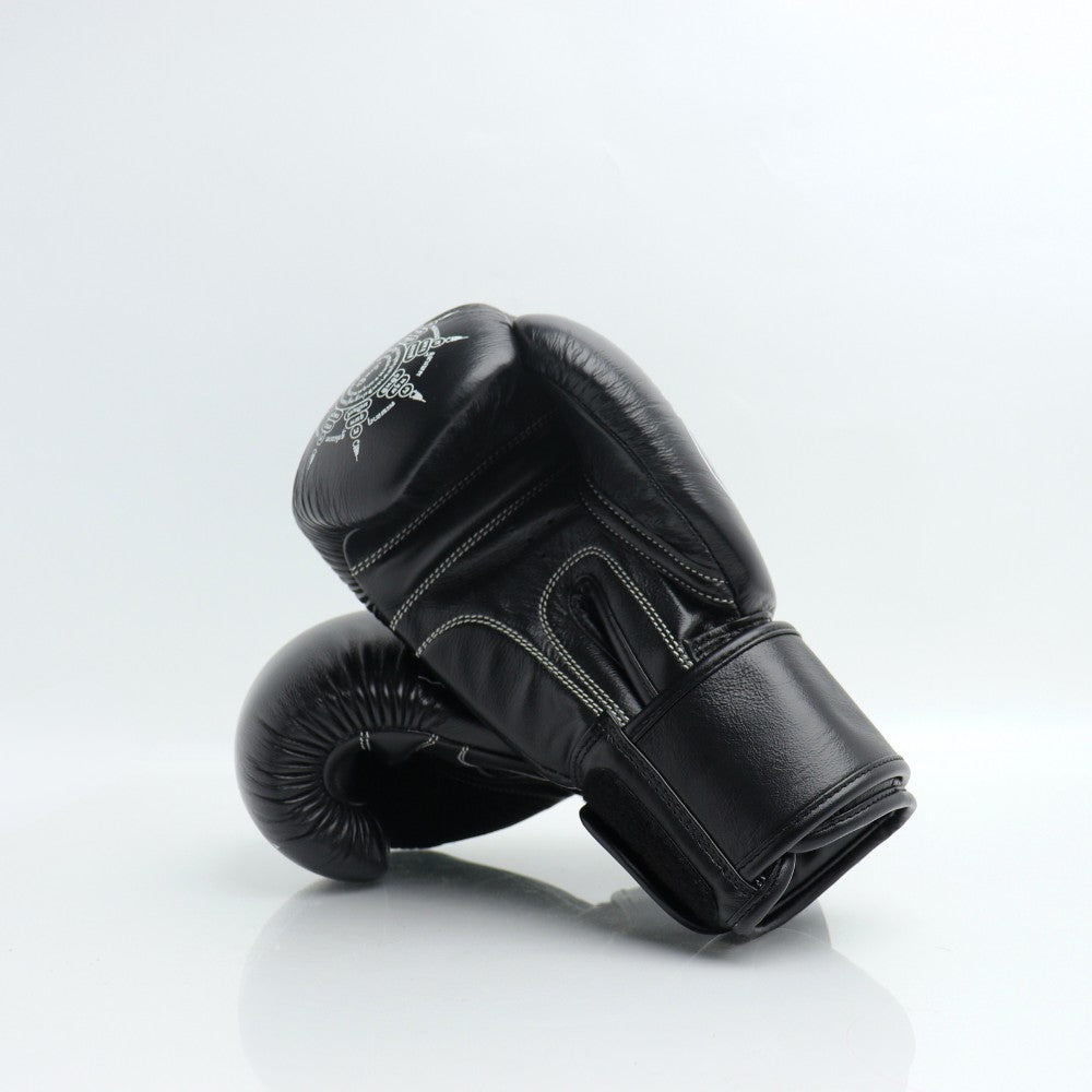 THAISMAI "YANT" Muay Thai Boxing Gloves Black