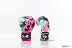 Twins Special [FBGVL3-61] ''Candy'' Boxing Gloves