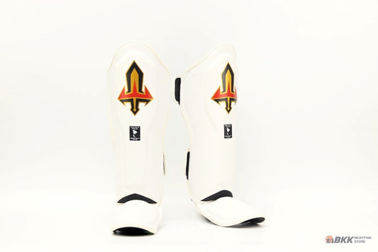 ARWUT White Shin Guards [SG3]