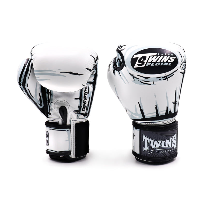 Twins Special [FBGVL3-66] ''Comic'' Boxing Gloves