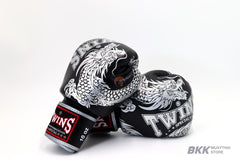 Twins Special [FBGV-49] Dragon Boxing Gloves Silver/Black