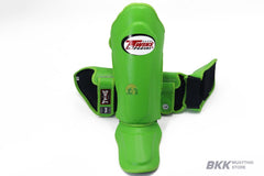 Twins Special [SGL-10] Shin Guards Green Back