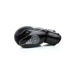THAISMAI "YANT" Muay Thai Boxing Gloves Black