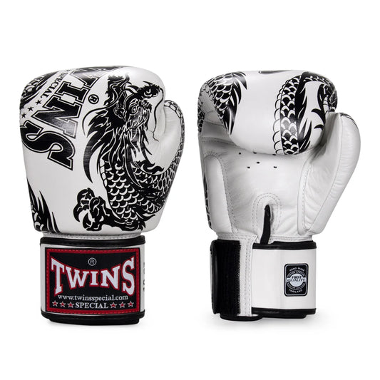 Twins Special [FBGV4-49] Dragon Boxing Gloves