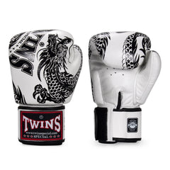 Twins Special [FBGV4-49] Dragon Boxing Gloves