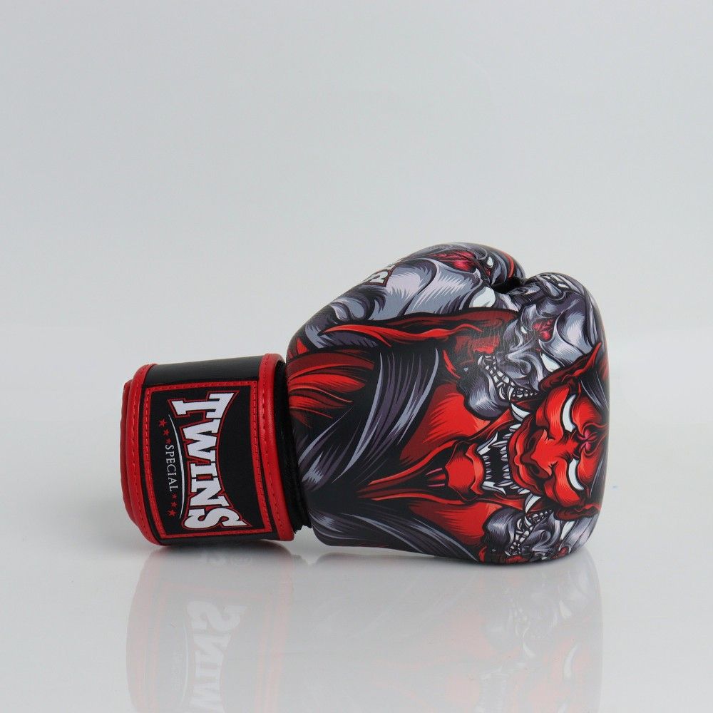 Twins Special [FBGVL3-58] ''Kabuki'' Boxing Gloves