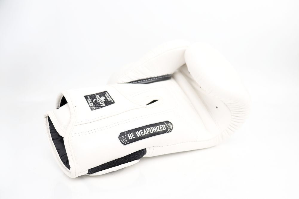 ARWUT [BG5] ''THE ASCENT'' MUAY THAI BOXING GLOVES WHITE