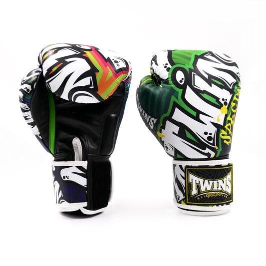 Twins Special [FBGVL4-68] ''Graffiti'' Boxing Gloves