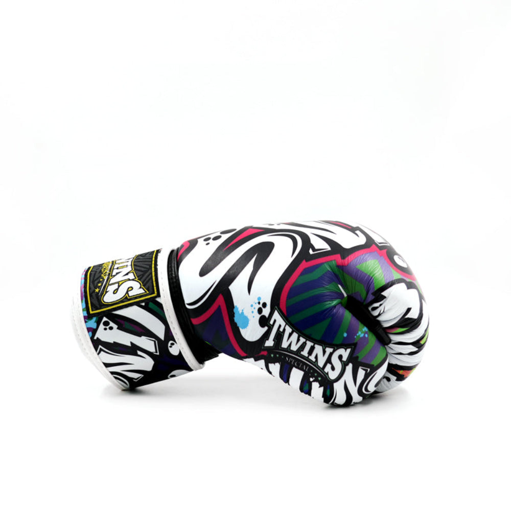 Twins Special [FBGVL4-68] ''Graffiti'' Boxing Gloves