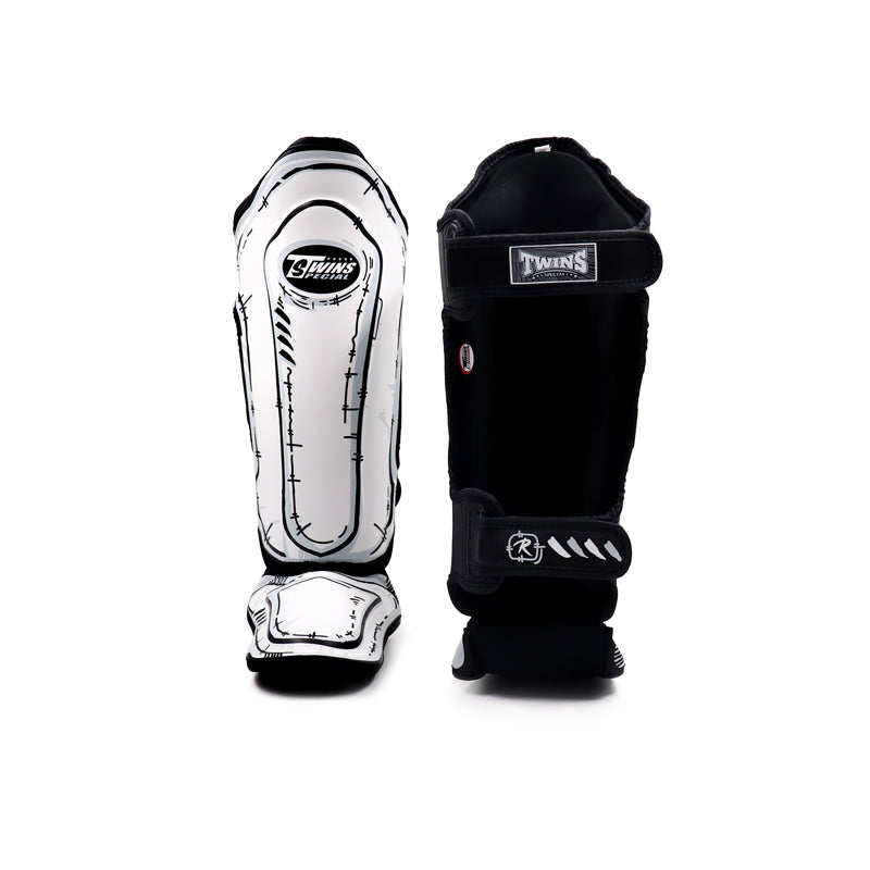 Twins Special [FSGL10-66] "COMIC" Shin Guards