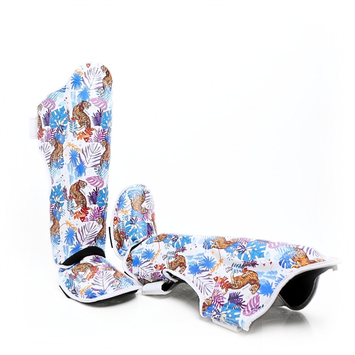 Top King TKSGWT Shin Guards Tiger Design