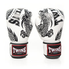 Twins Special [FBGV4-49] Dragon Boxing Gloves