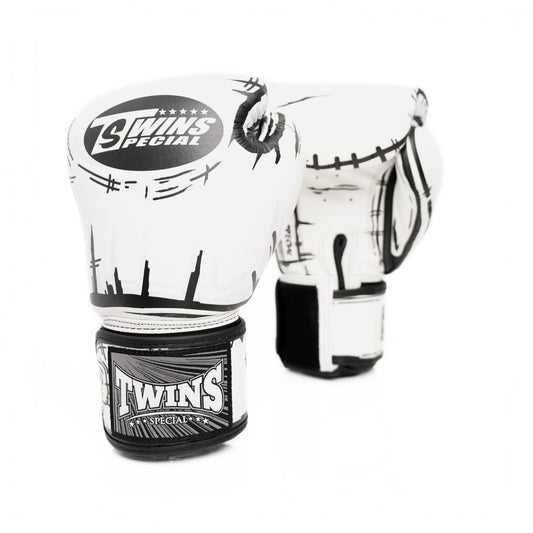 Twins Special [FBGVL3-66] ''Comic'' Boxing Gloves
