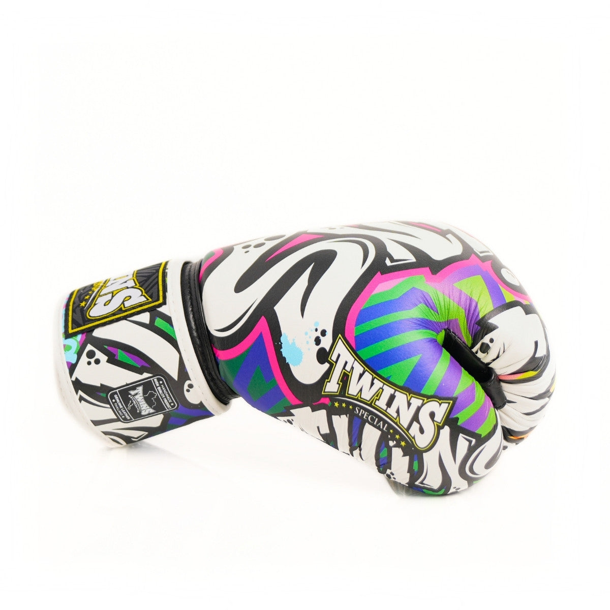 Twins Special [FBGVL4-68] ''Graffiti'' Boxing Gloves