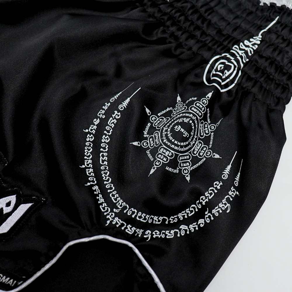 ThaiSmai [SAK YANT BOW] Muay Thai Shorts