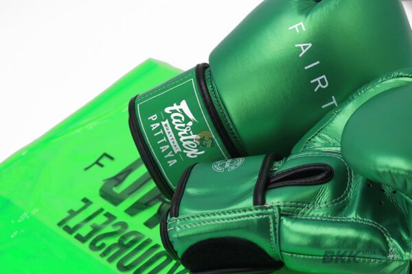 Fairtex [BGV22] Metallic Green Gloves