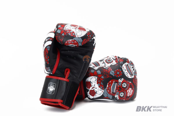 Twins Special [FBGV-53] Skull Boxing Gloves - Image 6