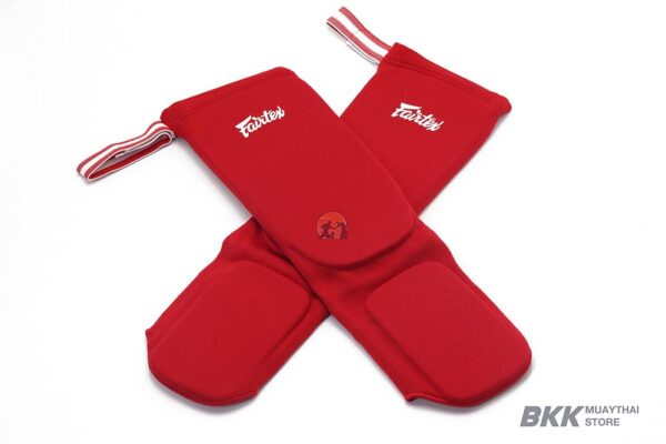 Fairtex [SPE1] Elastic Shin Pads Red