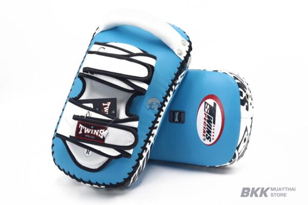 Twins Special [KPL-12] Deluxe Kicking Pads Light Blue