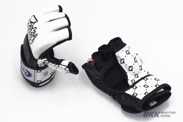 Fairtex [FGV17] MMA Super Sparring Gloves White/Black