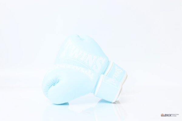 Twins Special [BGVL-4] Boxing Gloves - Image 6