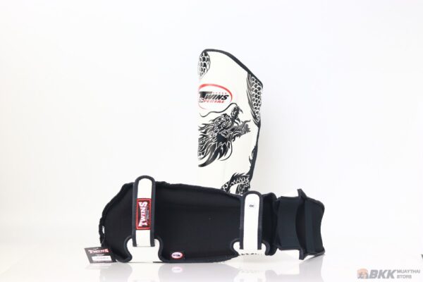 Twins Special [FSGL10-49] "DRAGON" Shin Guards - Image 8